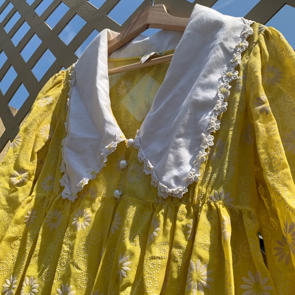 Dresses & Skirts - Vintage Overcoat Nightie